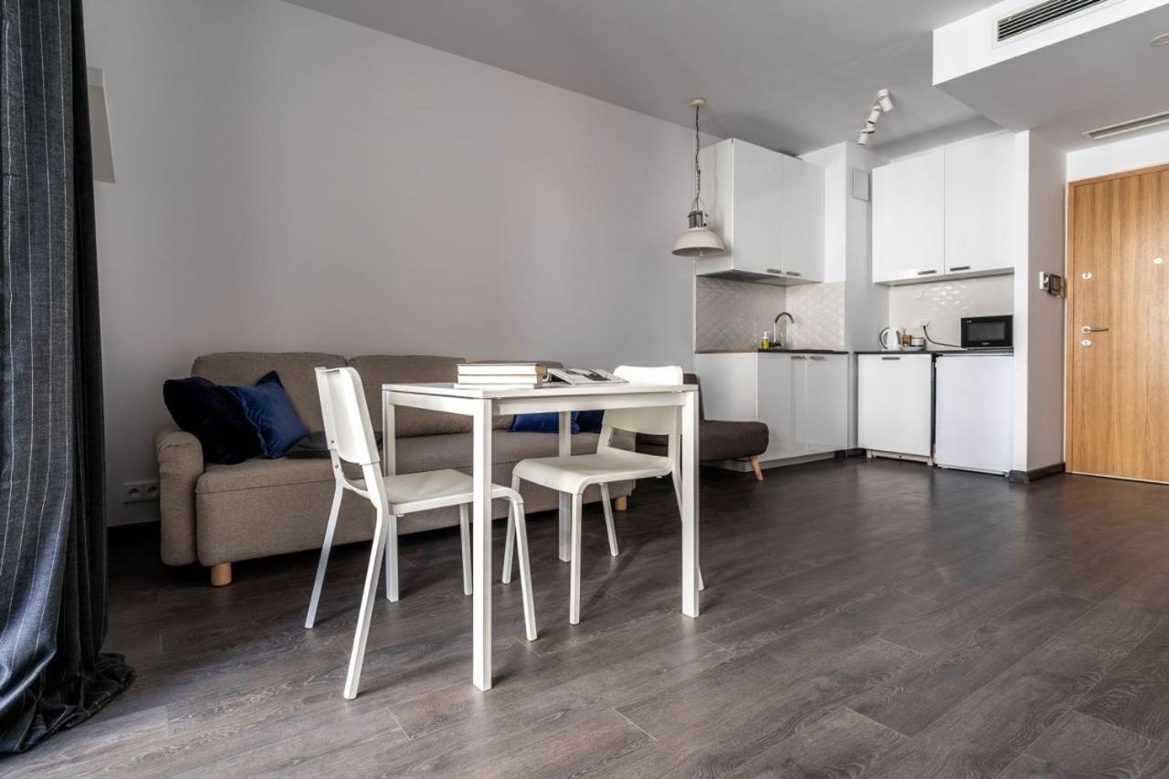 Golden Apartments Warsaw - Bright And Modern Apartments -Premium Building In Top Location- Solidarnosci Bagian luar foto