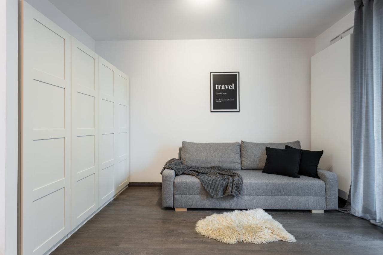 Golden Apartments Warsaw - Bright And Modern Apartments -Premium Building In Top Location- Solidarnosci Bagian luar foto